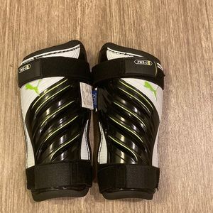 PUMA kids shin guards for soccer